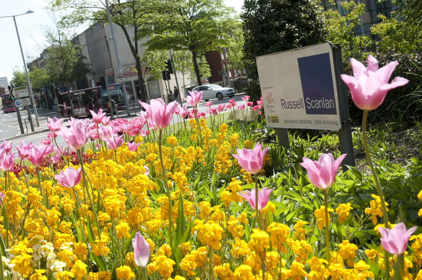 chapel-bar-traffic-island